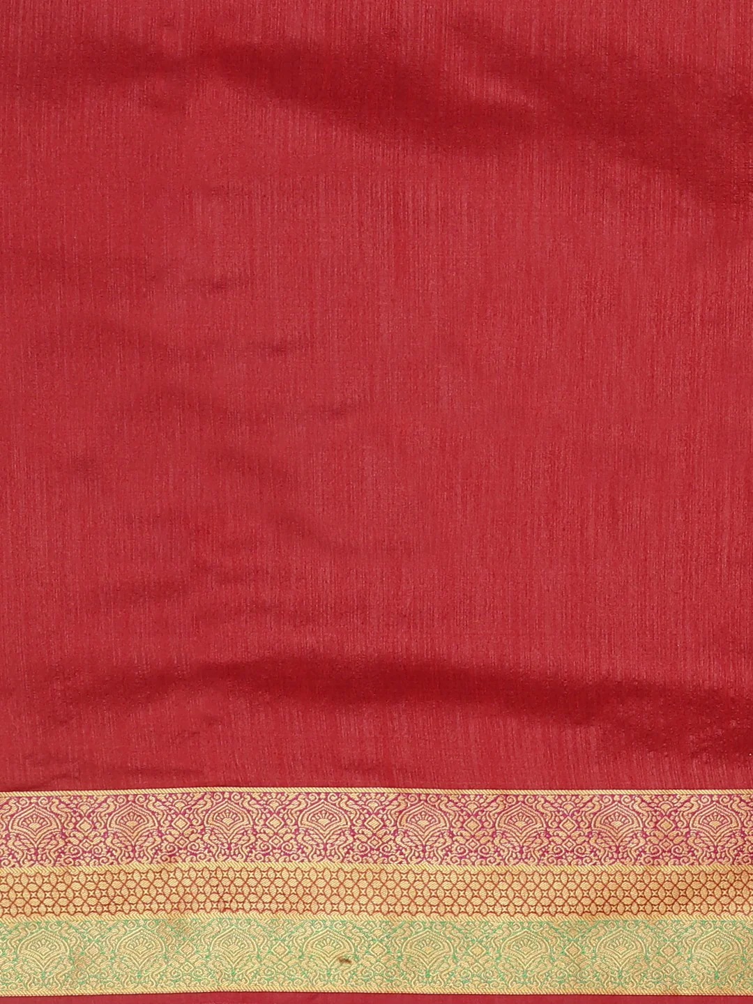 Neerus Red Textured Saree With Blouse - Image 3