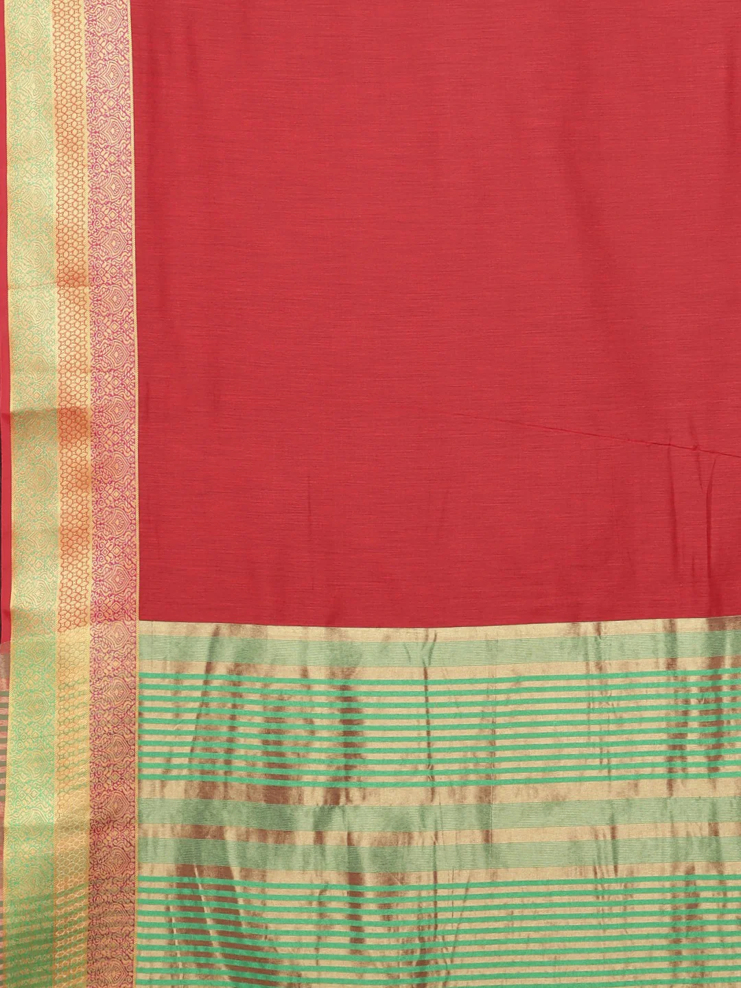 Neerus Red Textured Saree With Blouse - Image 4