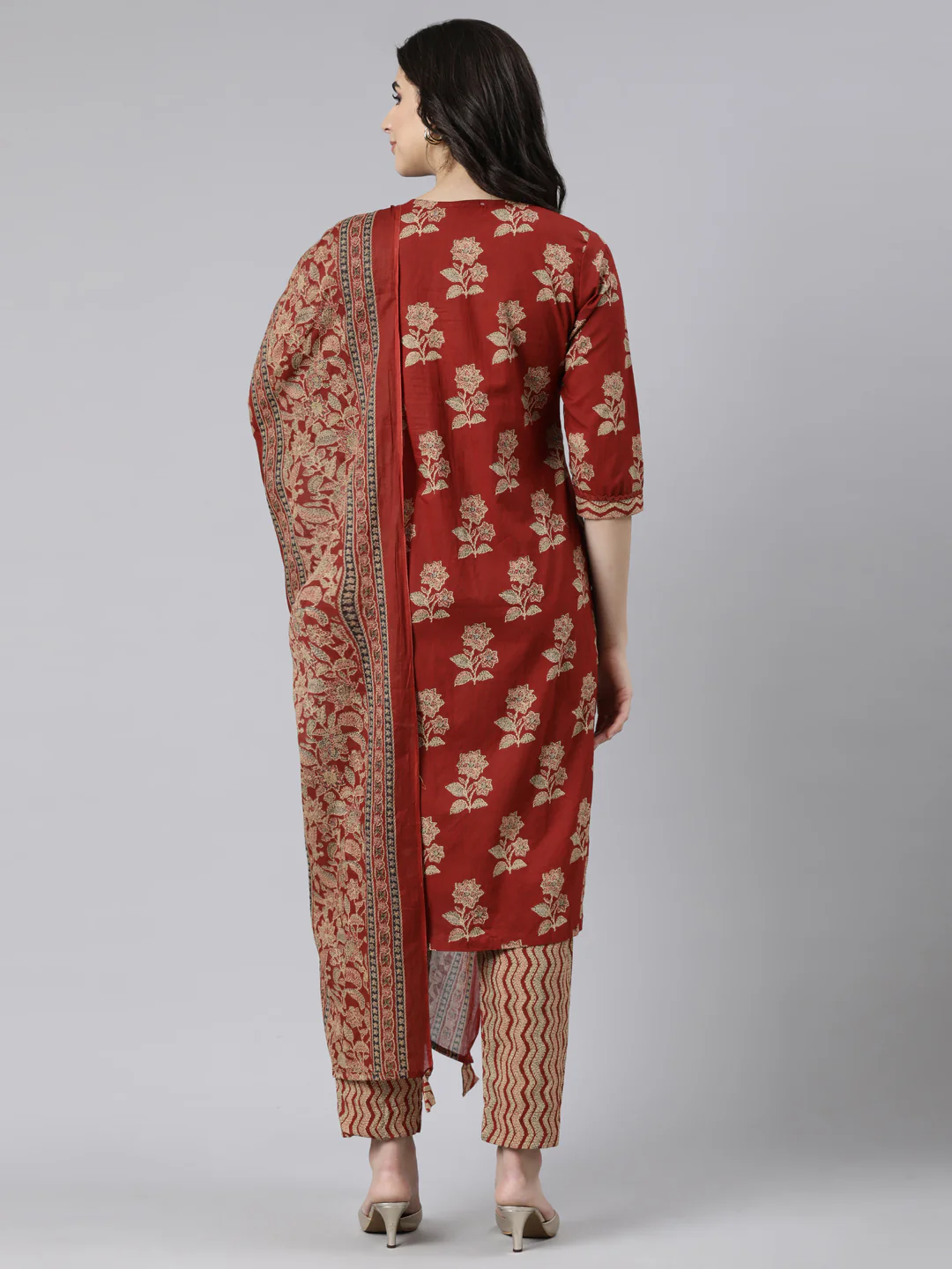Neerus Rust Regular Straight Floral Kurta And Trousers With Dupatta - Image 3