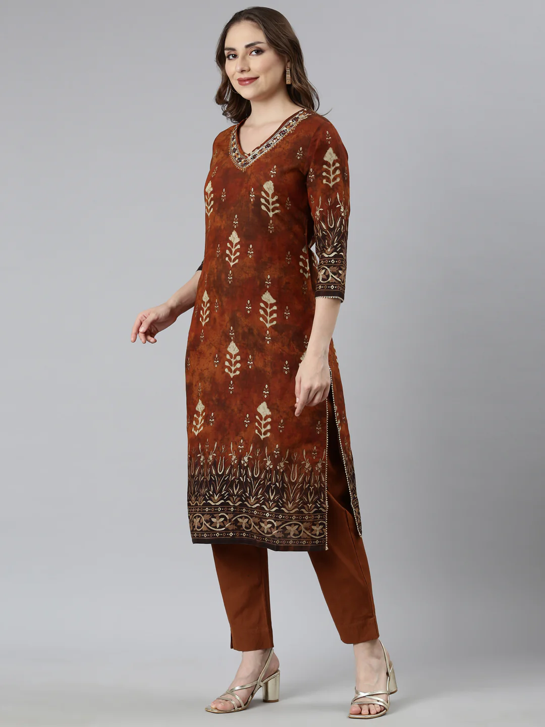 Neerus Rust Regular Straight Floral Kurta And  Trousers With Dupatta - Image 2