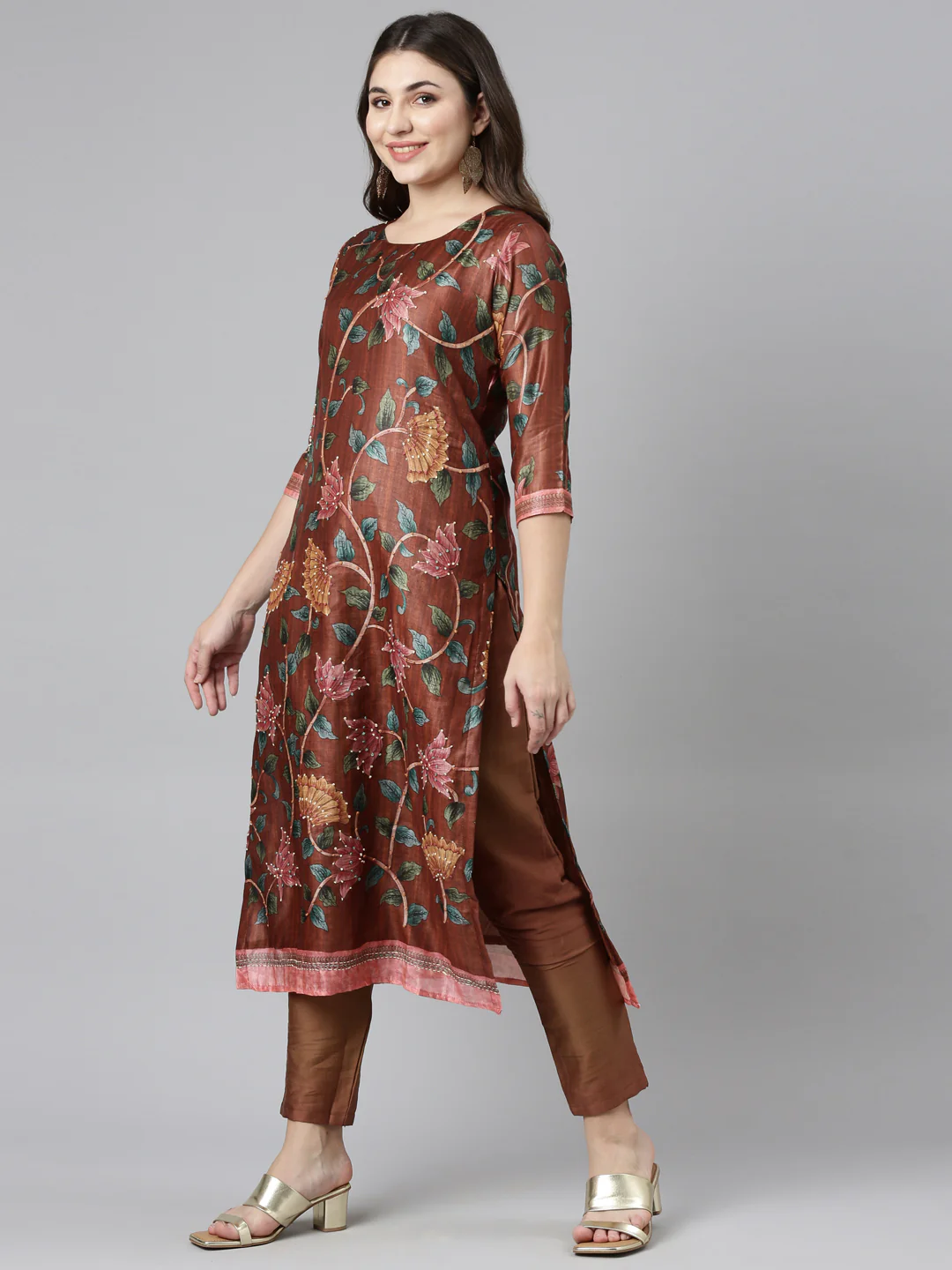 Neerus Rust Regular Straight Printed Kurta And Trousers With Dupatta - Image 2