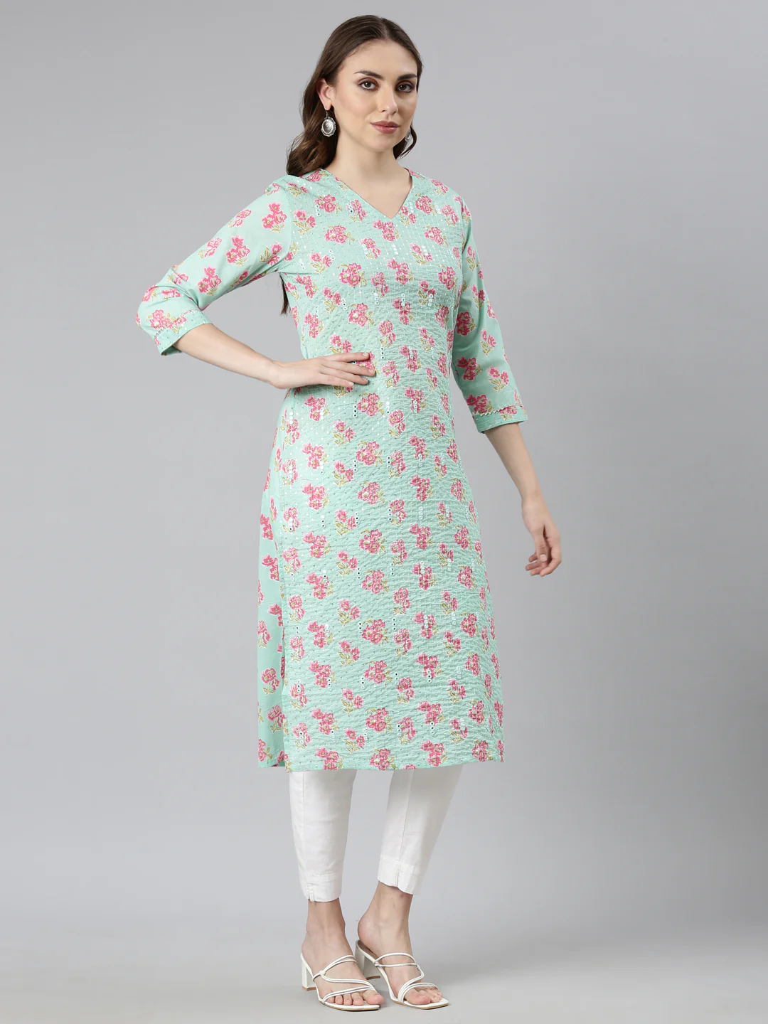 Neerus Sea Green Panelled Straight Floral Kurta - Image 2
