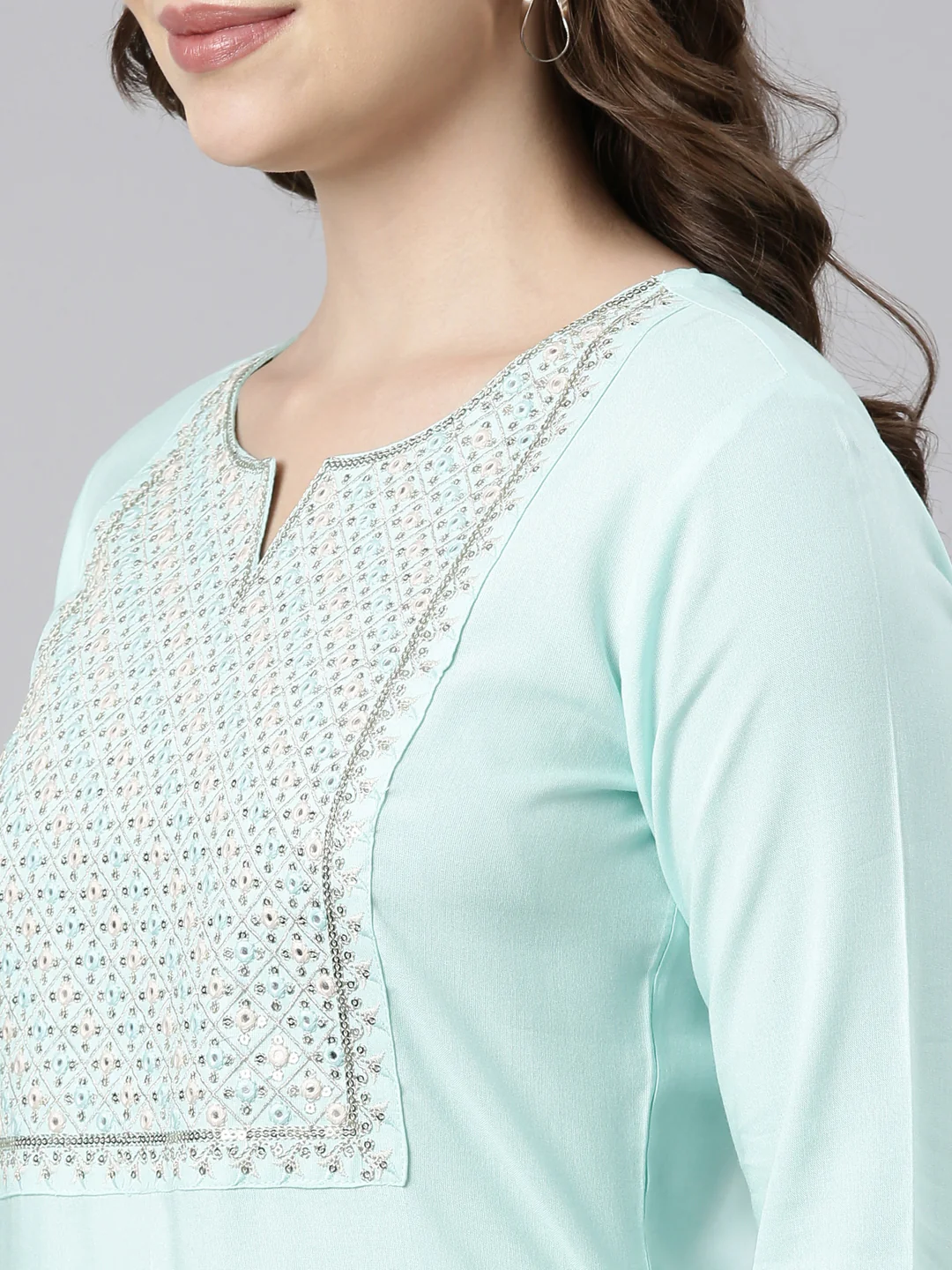 Neerus Sea Green Panelled Straight Solid Kurta - Image 5