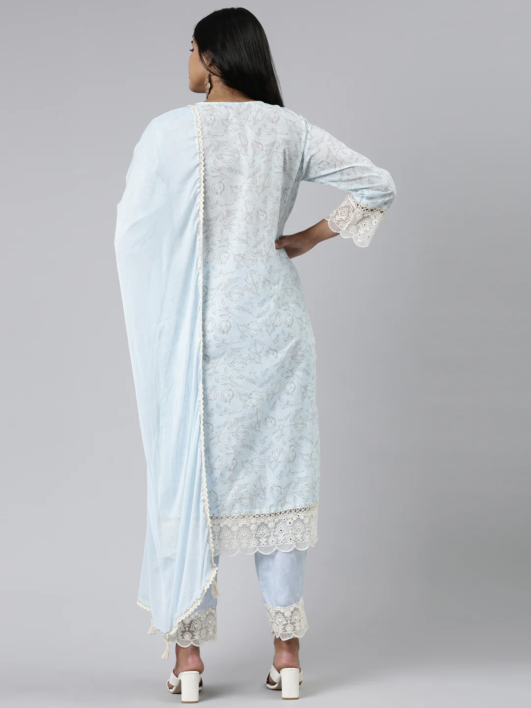 Neerus Sea Green Regular Calf Length Printed Kurta Solid Trousers With Dupatta - Image 3