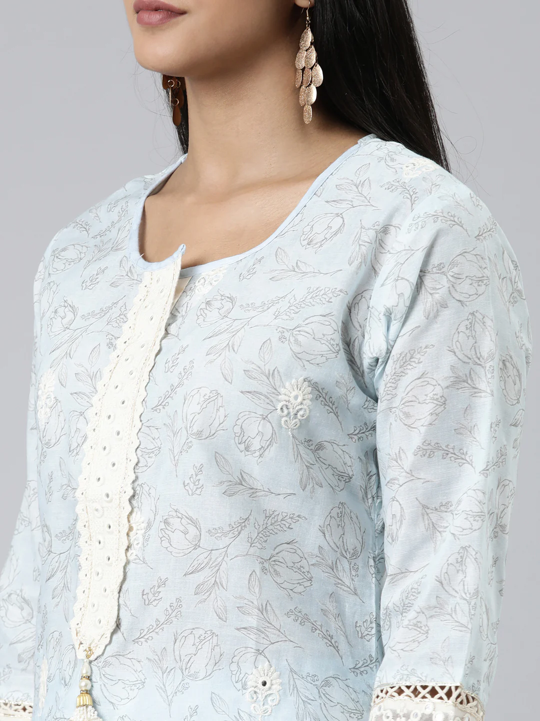 Neerus Sea Green Regular Calf Length Printed Kurta Solid Trousers With Dupatta - Image 4