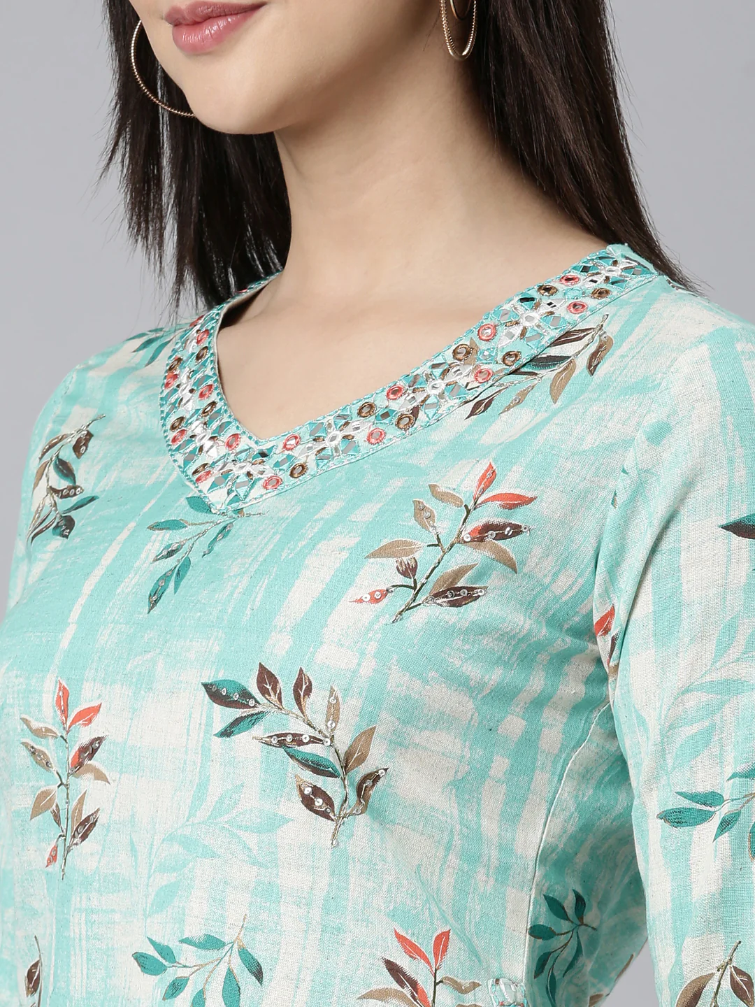 Neerus Sea Green Regular Straight Floral Kurta And Salwar With Dupatta - Image 4