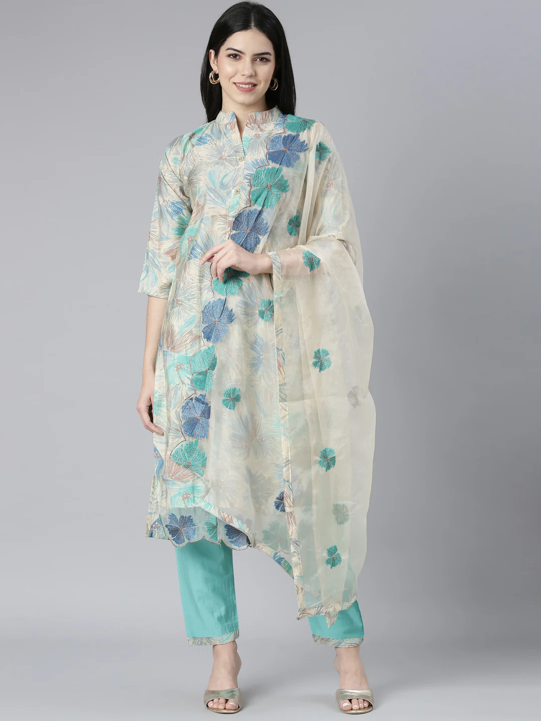 Neerus Sea Green Regular Straight Floral Kurta And Trousers With Dupatta