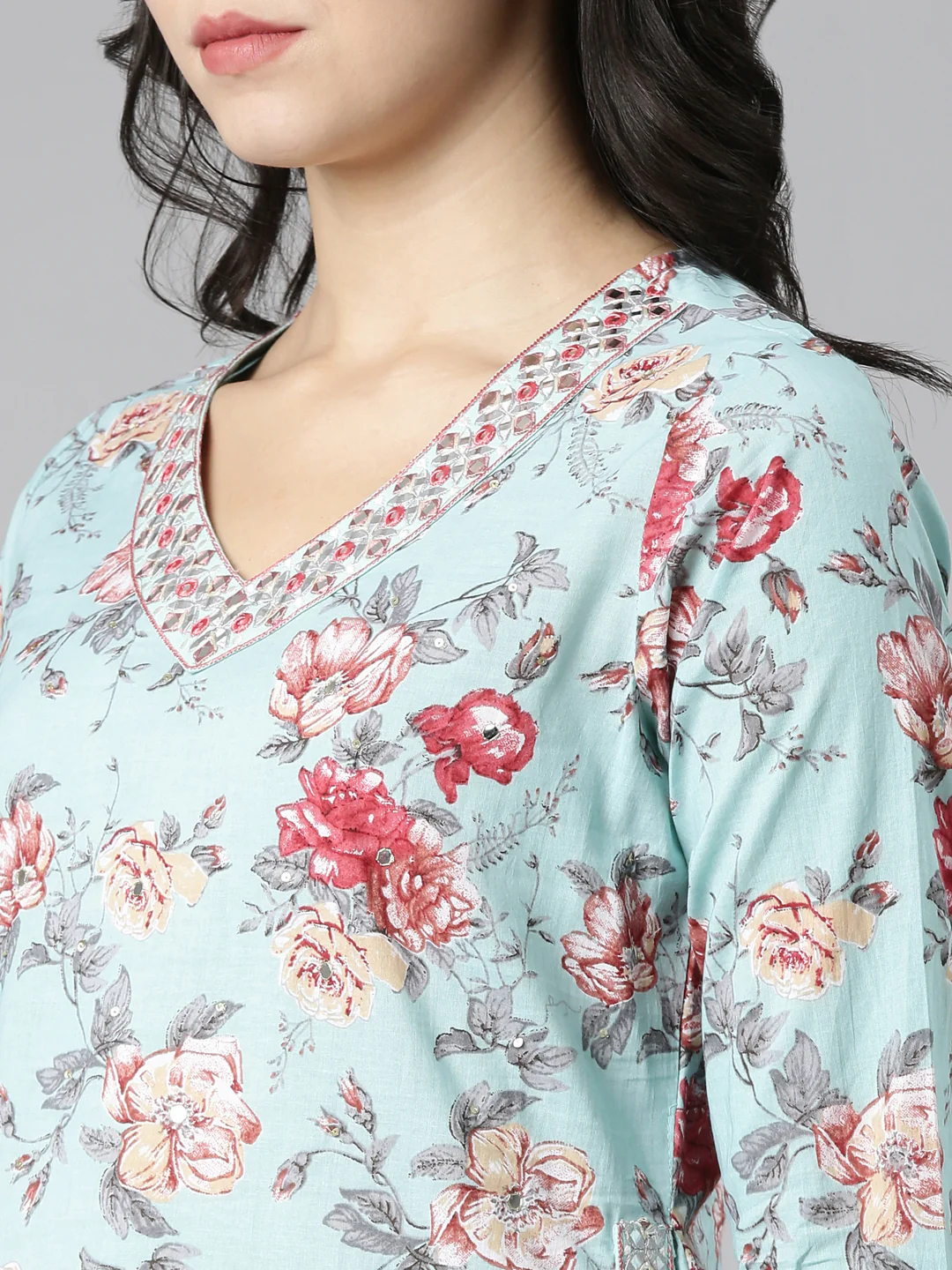 Neerus Sea Green Regular Straight Printed Kurta And Salwar With Dupatta - Image 4