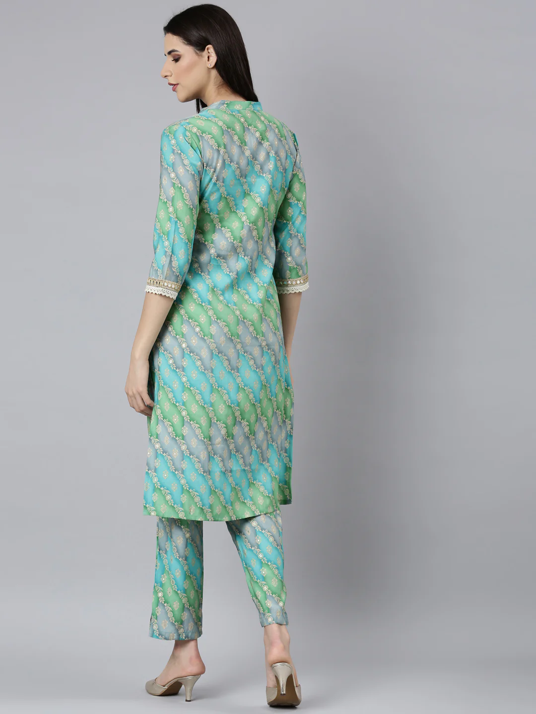 Neerus Turquoise Blue Regular Straight Floral Kurta And Trousers - Image 3