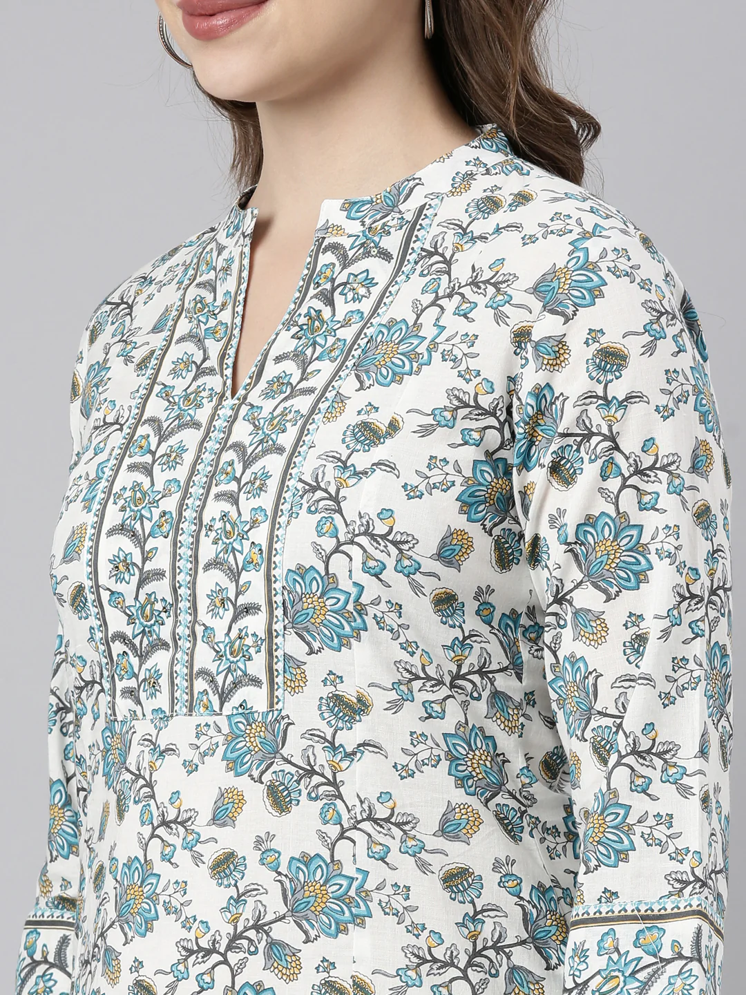 Neerus Turquoise Blue Regular Straight Floral Kurta - Image 5