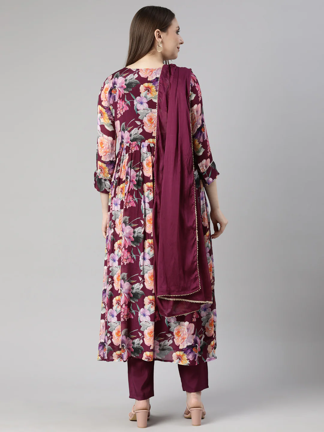 Neerus Violet Regular Straight Floral Kurta And Trousers With Dupatta - Image 3