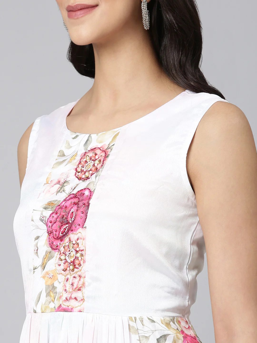 Neerus White Casual Floral Maxi Dresses - Image 6