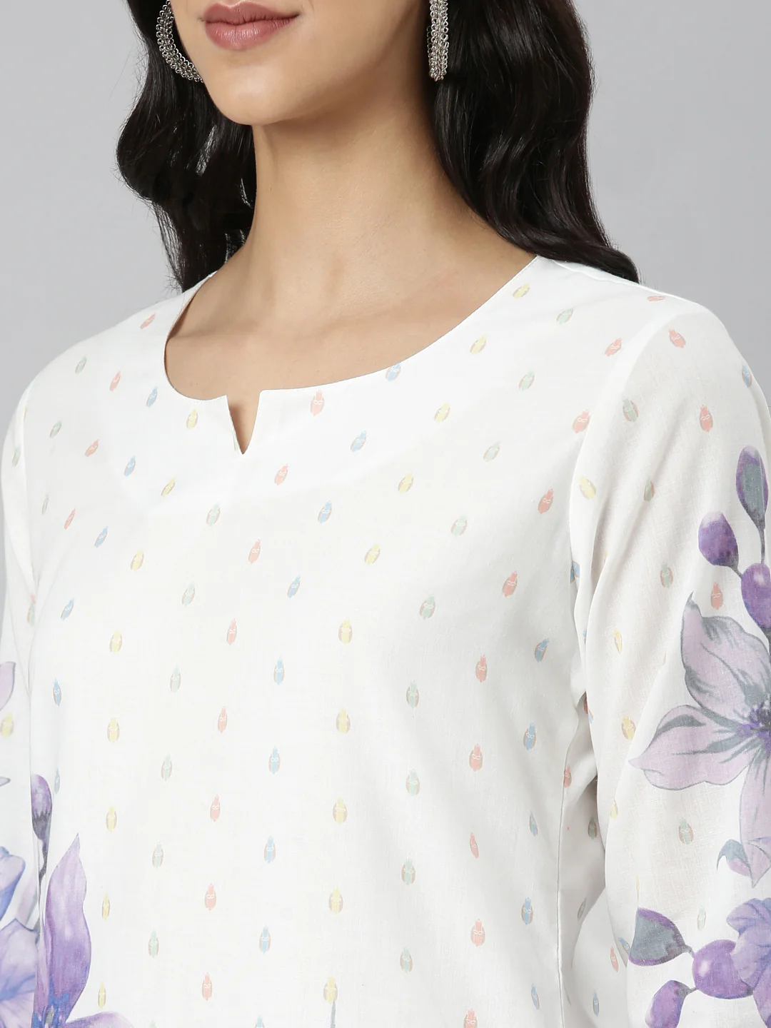 Neerus White Casual Floral Straight Kurta - Image 4