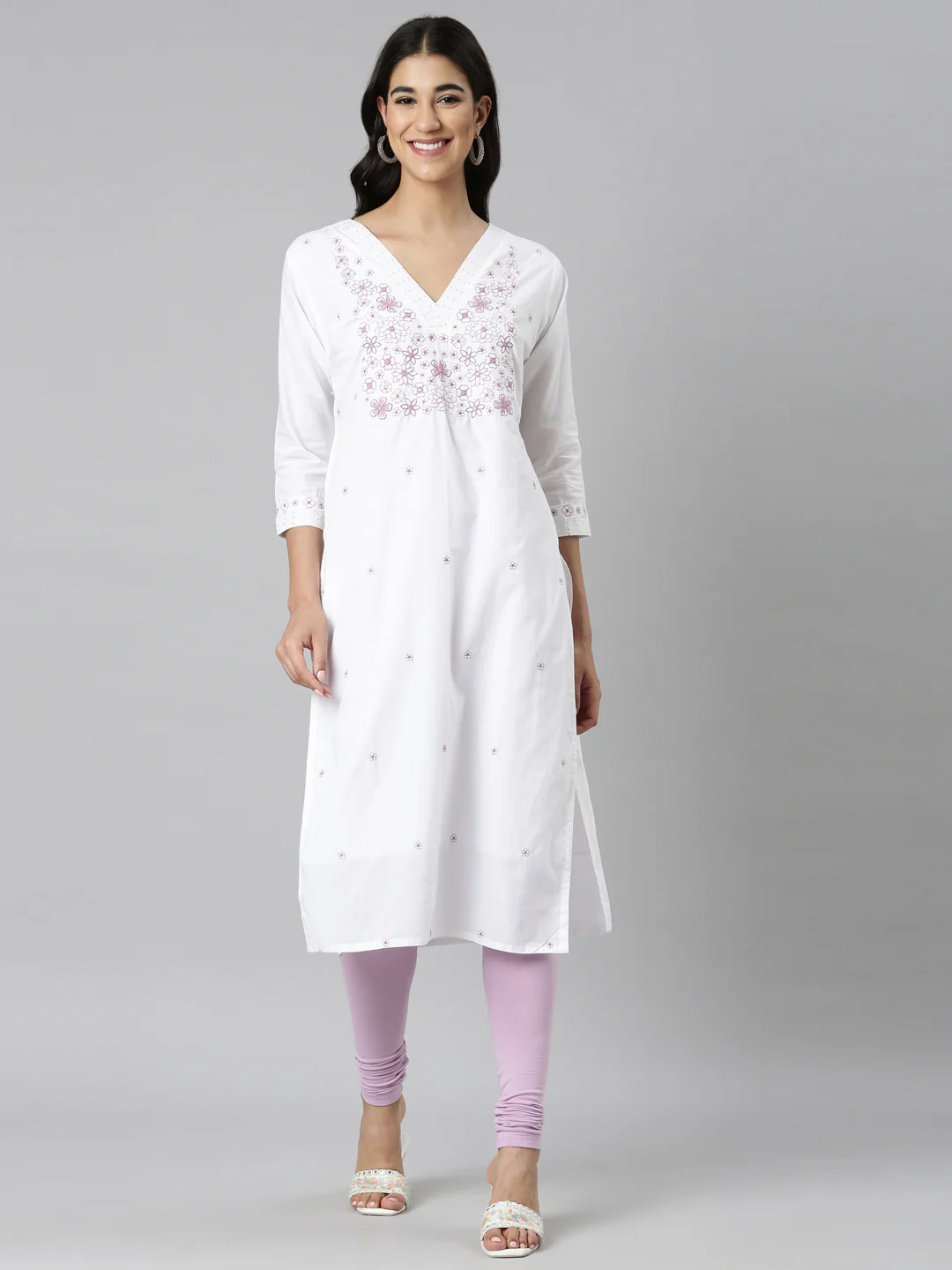 Neerus White Casual Solid Straight Kurta