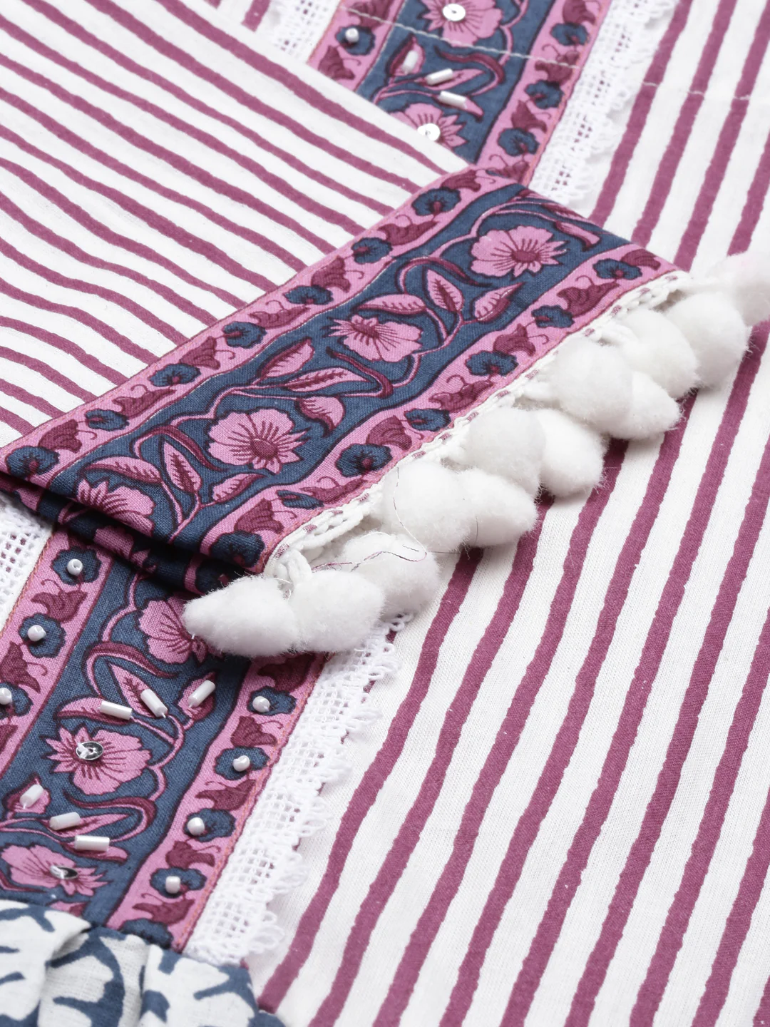 Neerus White Color Cotton Fabric Kurta - Image 5