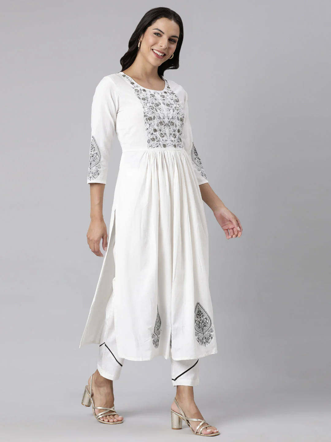 Neerus White Panelled Straight Printed Kurta And Trousers With Dupatta - Image 3