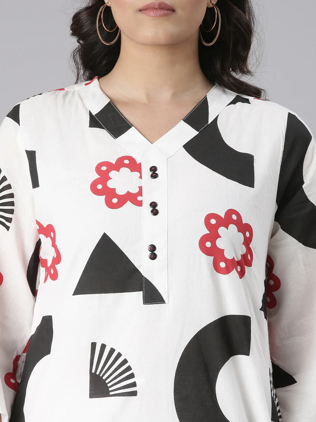 Neerus White Printed Straight Kurta and Trousers - Image 4