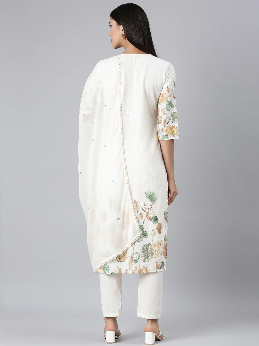 Neerus White Printed Straight Kurta and Trousers With Dupatta - Image 3