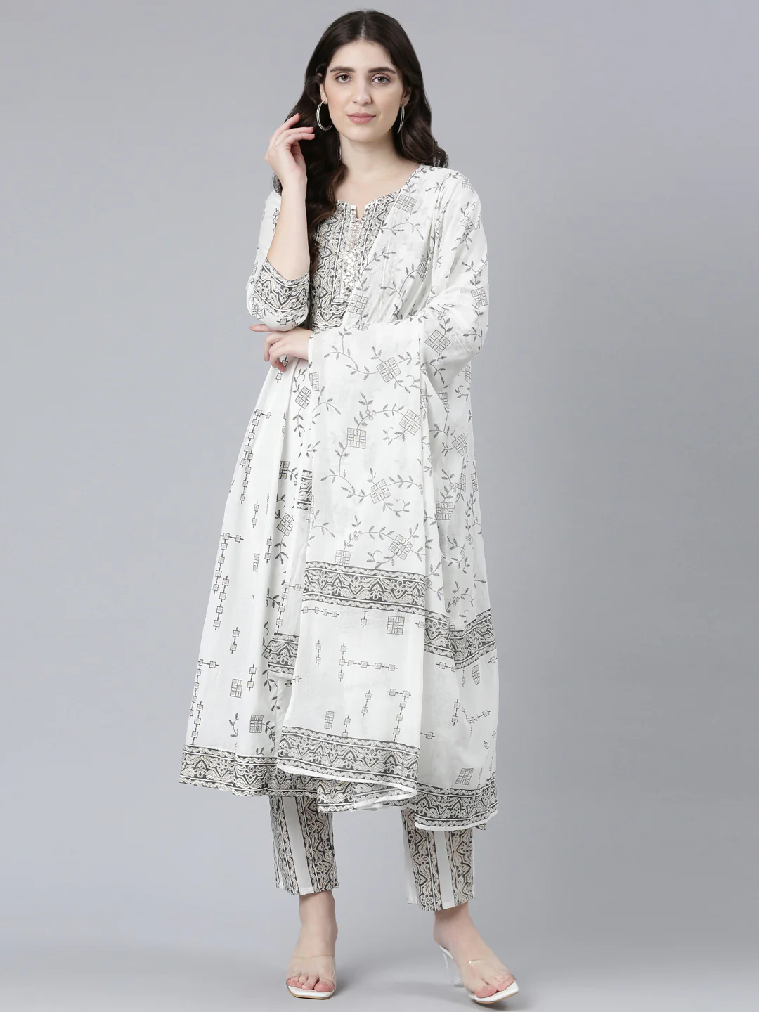 Neerus White Regular Straight Printed Kurta And Trousers With Dupatta - Image 5