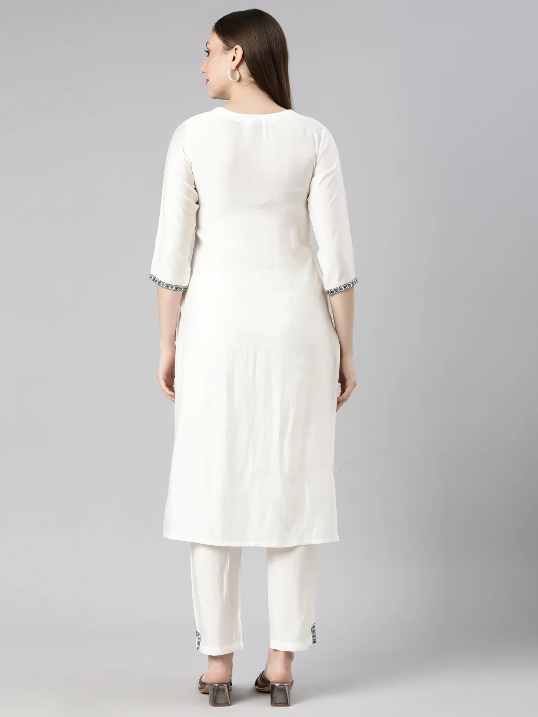 Neerus White Regular Straight Solid Kurta And Trousers - Image 3