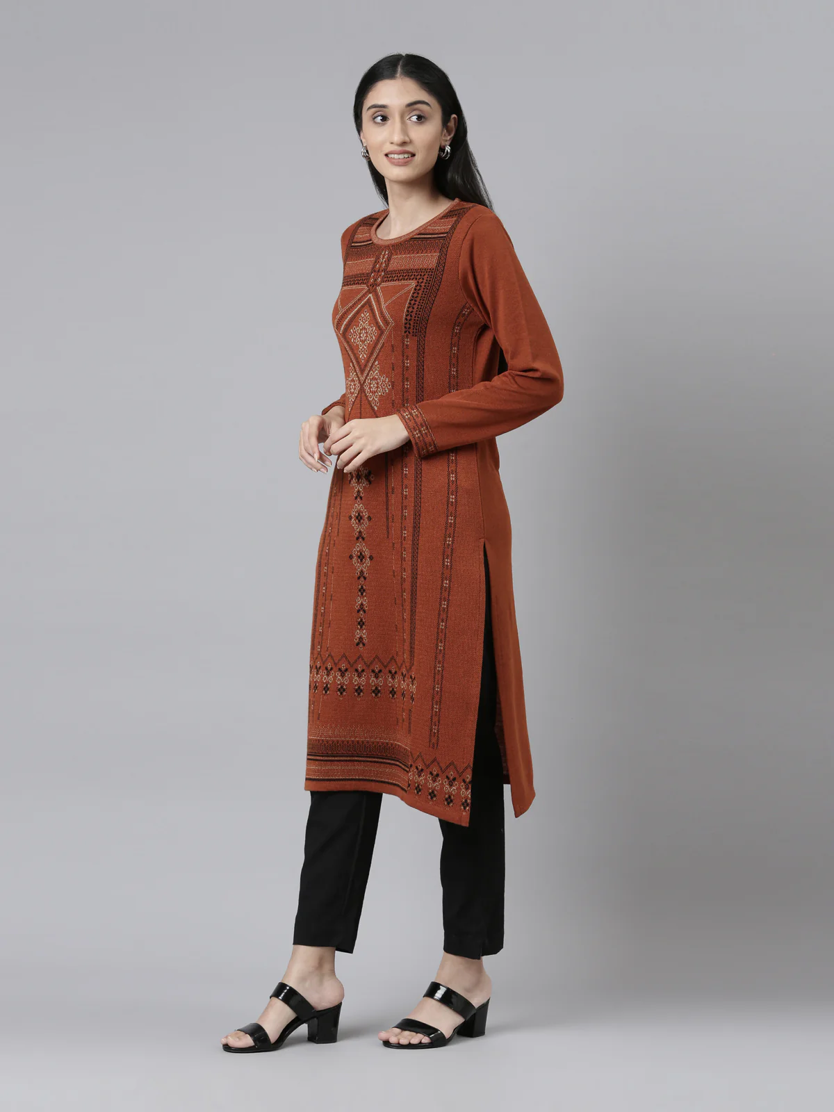Neerus Winter Wear Woven Design Acrylic Kurta For Women - Image 2