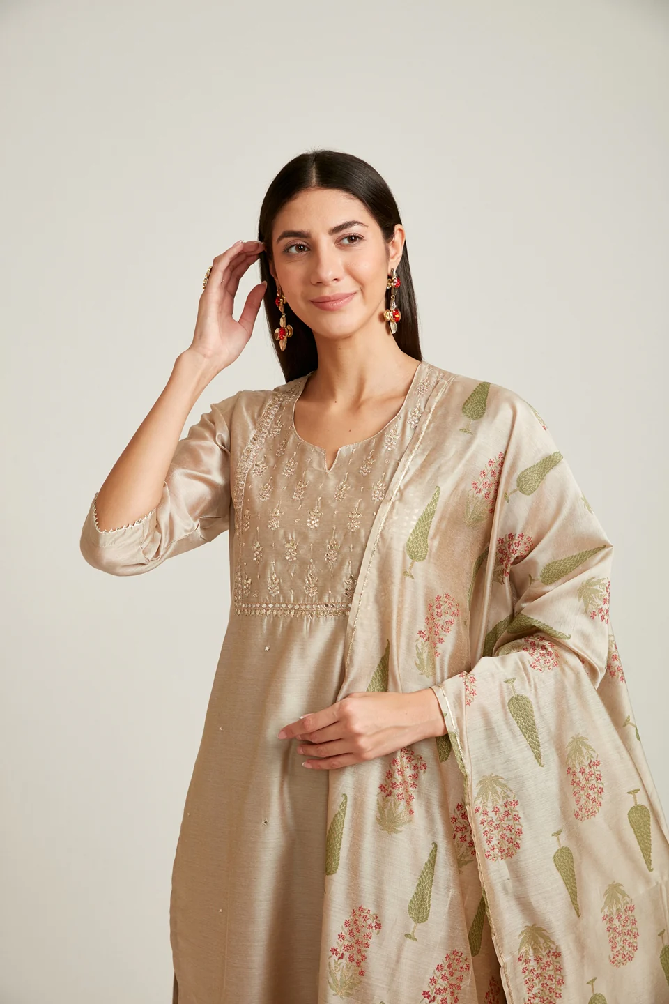 Neerus Women Beige Chanderi Silk Kurta with Trousers With Dupatta - Image 7
