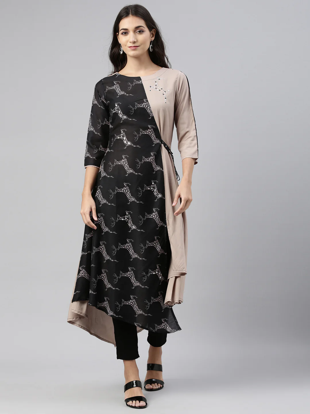 Neerus Women Black Beige Printed Kurta - Image 5