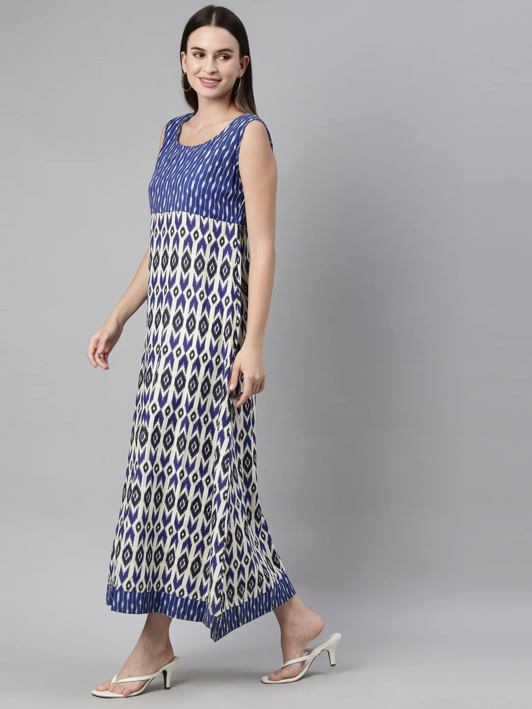 Neerus Women Blue Chanderi Ikat Silk Kurta - Image 3