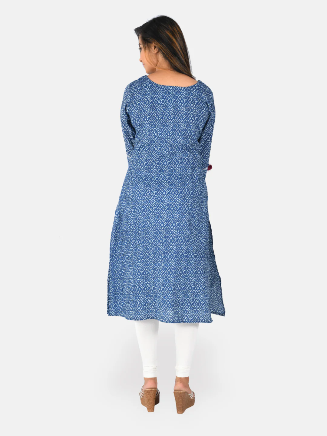 Neerus Women Blue Printed Straight Kurta - Image 4