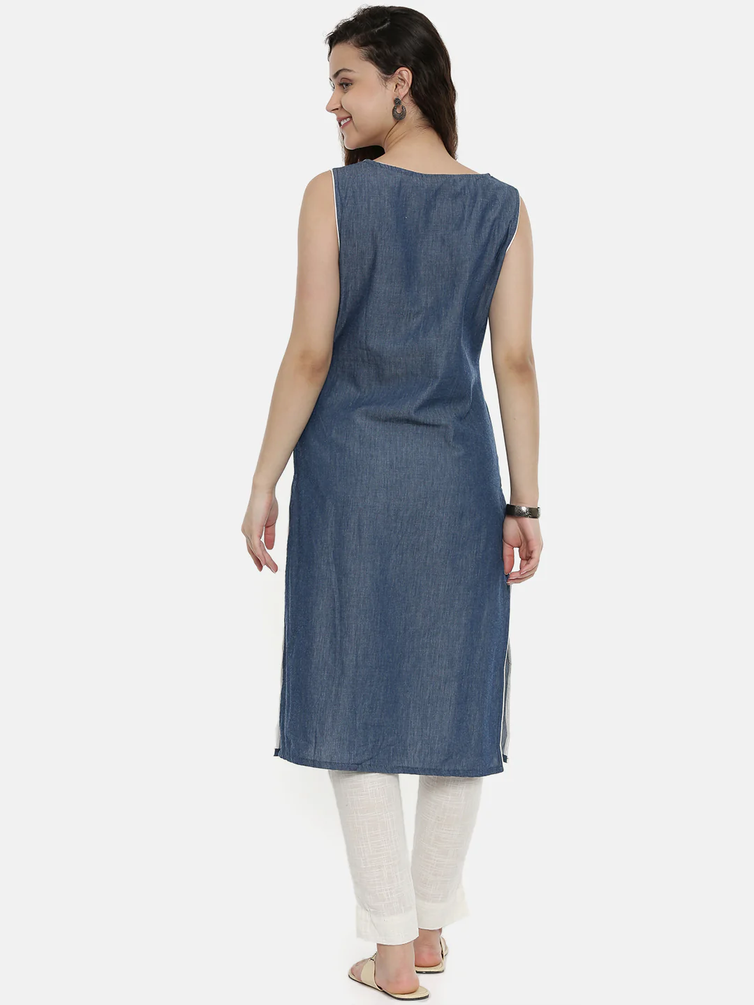 Neerus Women Blue White Embroidered Yoke Design Straight Chambray Kurta - Image 4