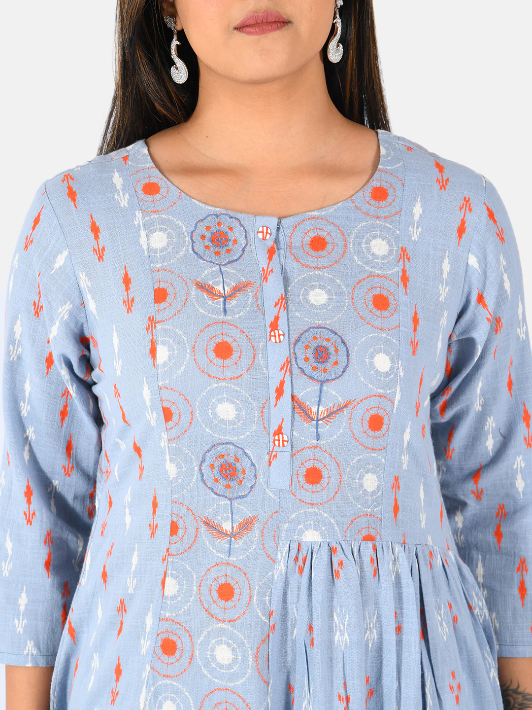 Neerus Women Blue  White Printed Straight Kurta - Image 4