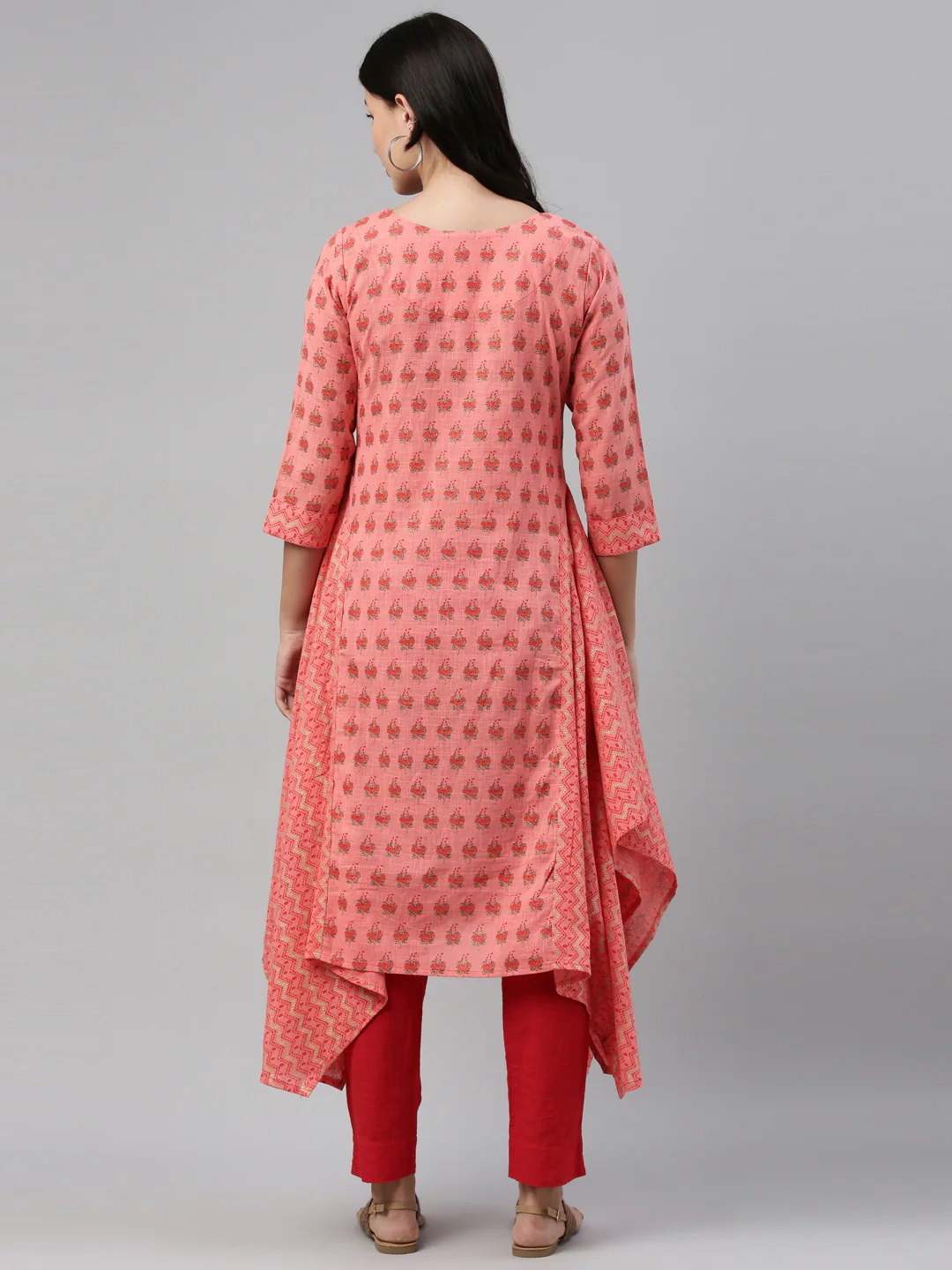 Neerus Women Coral Floral Printed Floral Kurta - Image 3