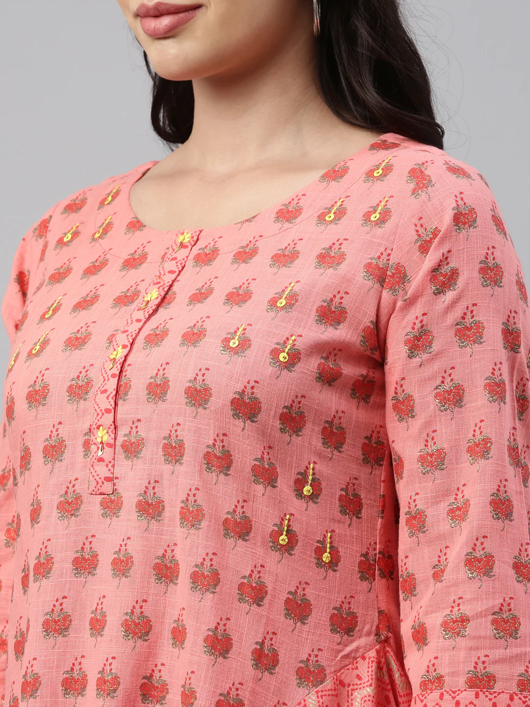 Neerus Women Coral Floral Printed Floral Kurta - Image 4