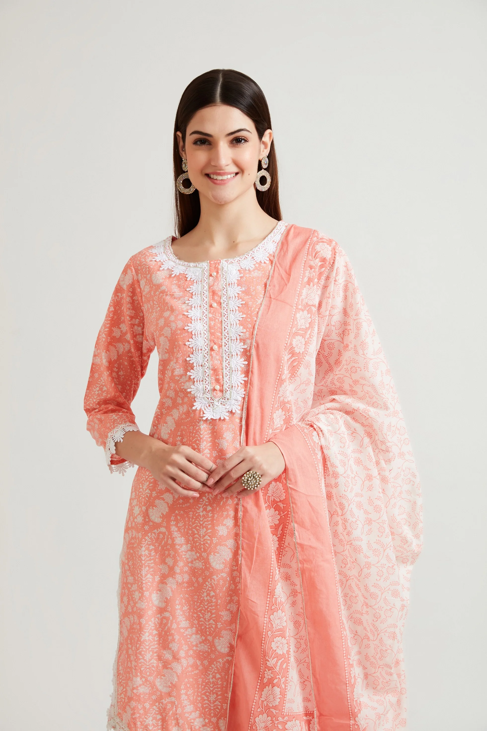 Neerus Women Coral Printed Kurti with Sharara With Dupatta - Image 4