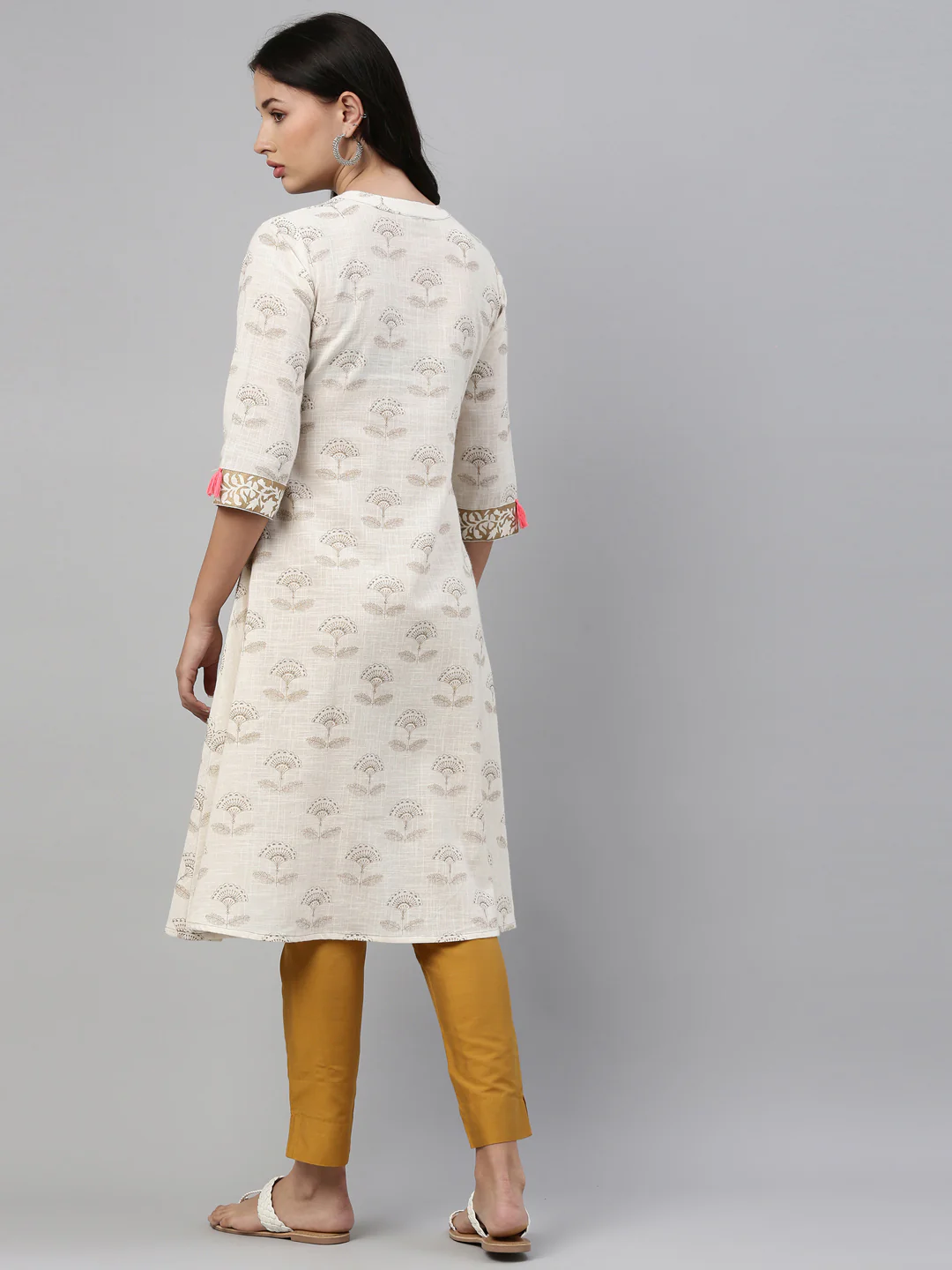 Neerus Women Cream-Coloured Beige Ethnic Motifs Kurta - Image 3