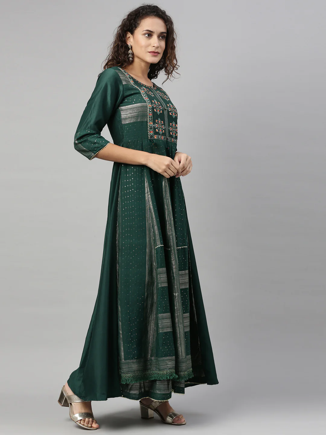 Neerus Women Green Geometric Yoke Design Anarkali Kurta - Image 2