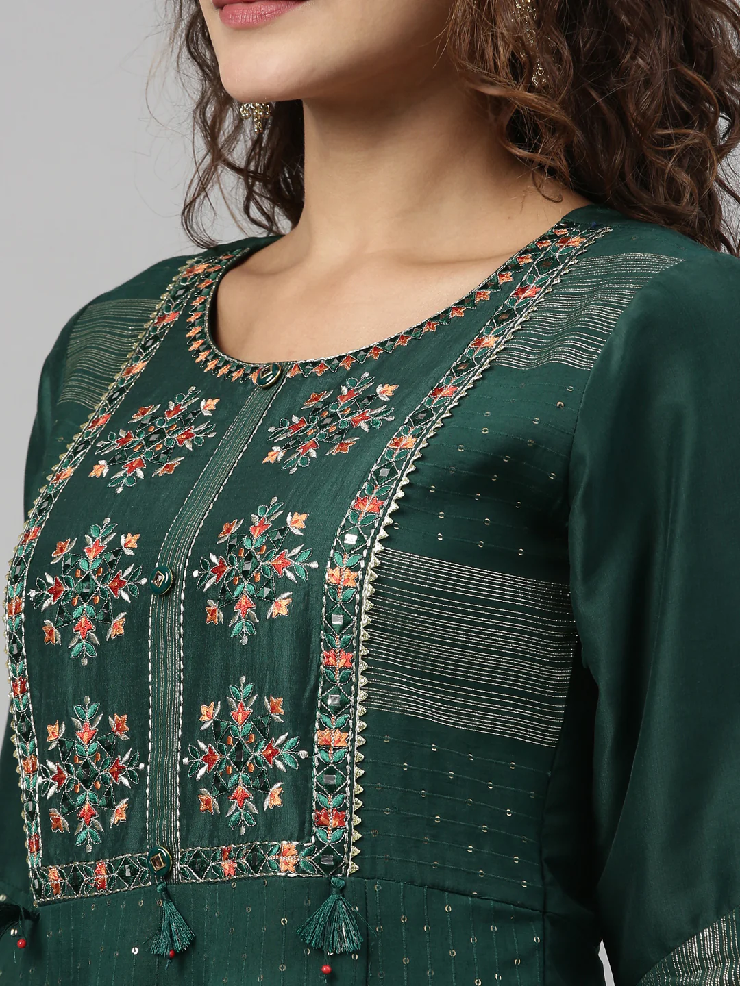 Neerus Women Green Geometric Yoke Design Anarkali Kurta - Image 4