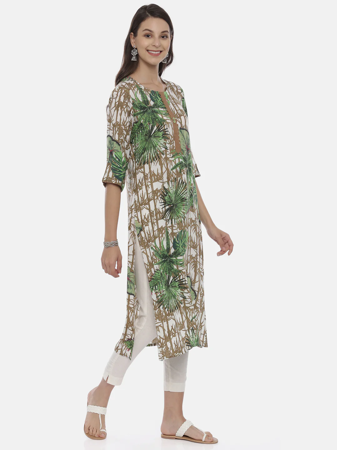 Neerus Women Green Printed A-Line Kurta - Image 4