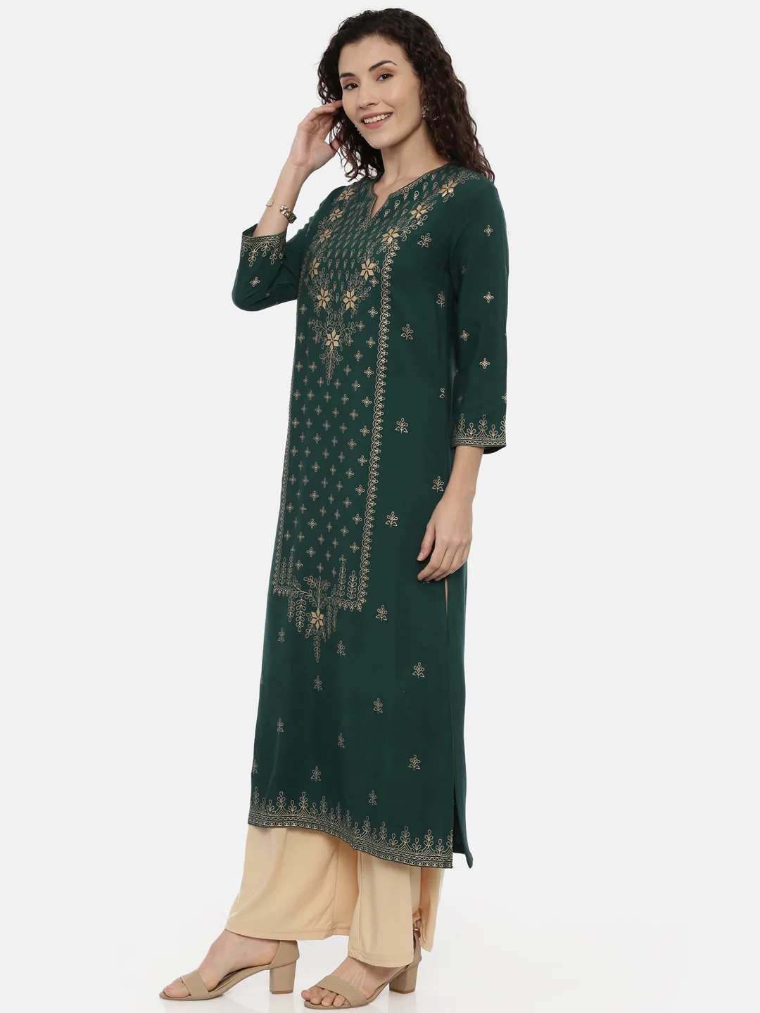 Neerus Women Green Printed Thread Work Kurta - Image 2