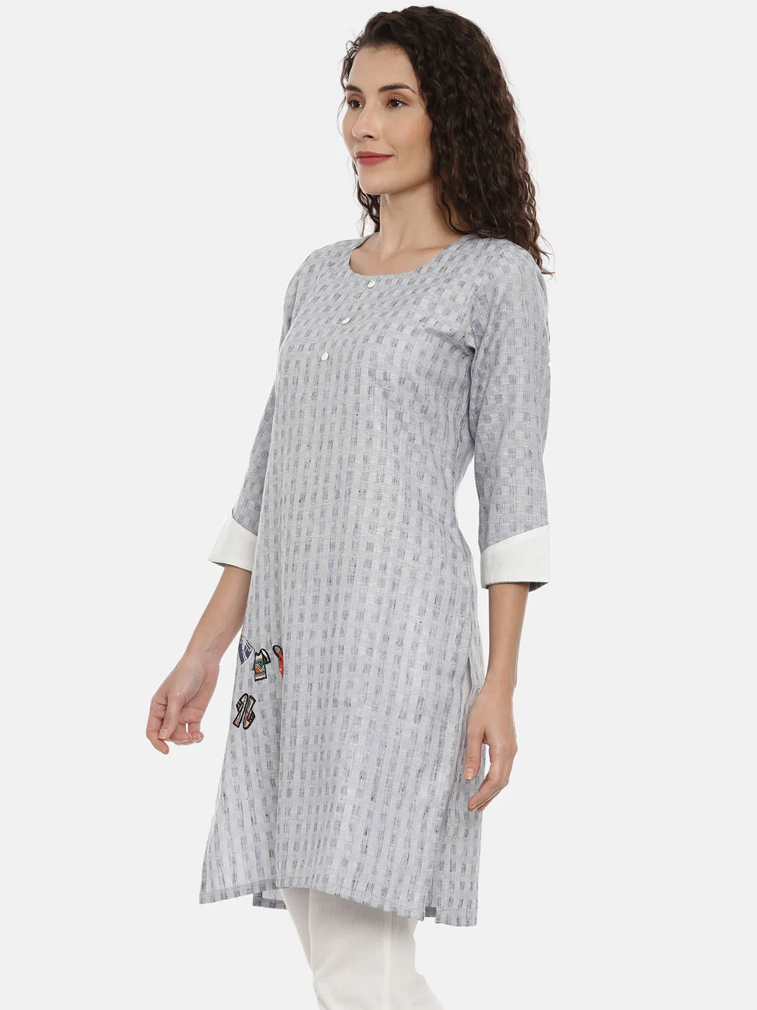Neerus Women Grey Geometric Printed Kurta - Image 2
