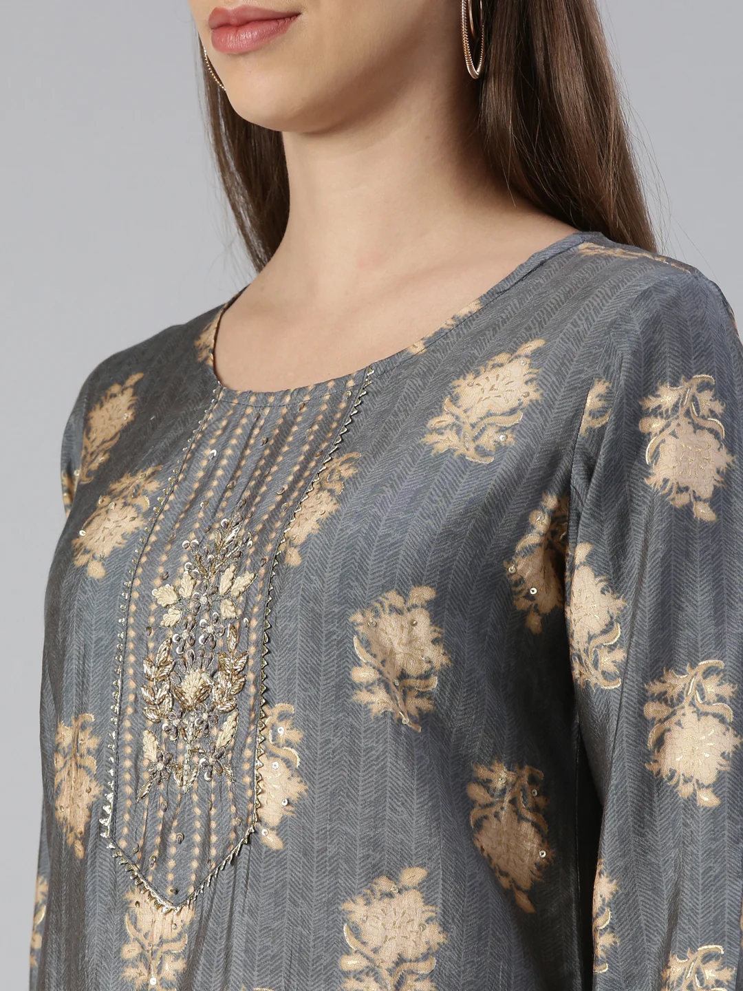 Neerus Women Grey Solid Calf Length Kurta And Trousers With Dupatta - Image 4