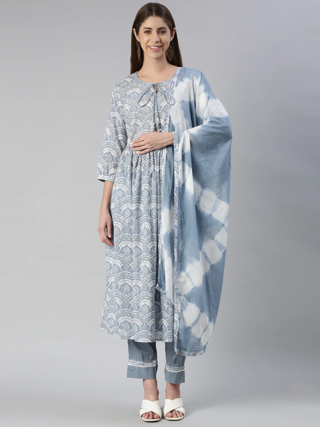 Neerus Women Indigo Solid Calf Length Kurta And Trousers With Dupatta