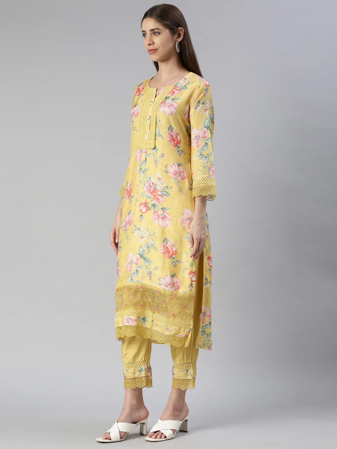 Neerus Women M Green Printed Calf Length Kurta And Trousers With Dupatta - Image 2