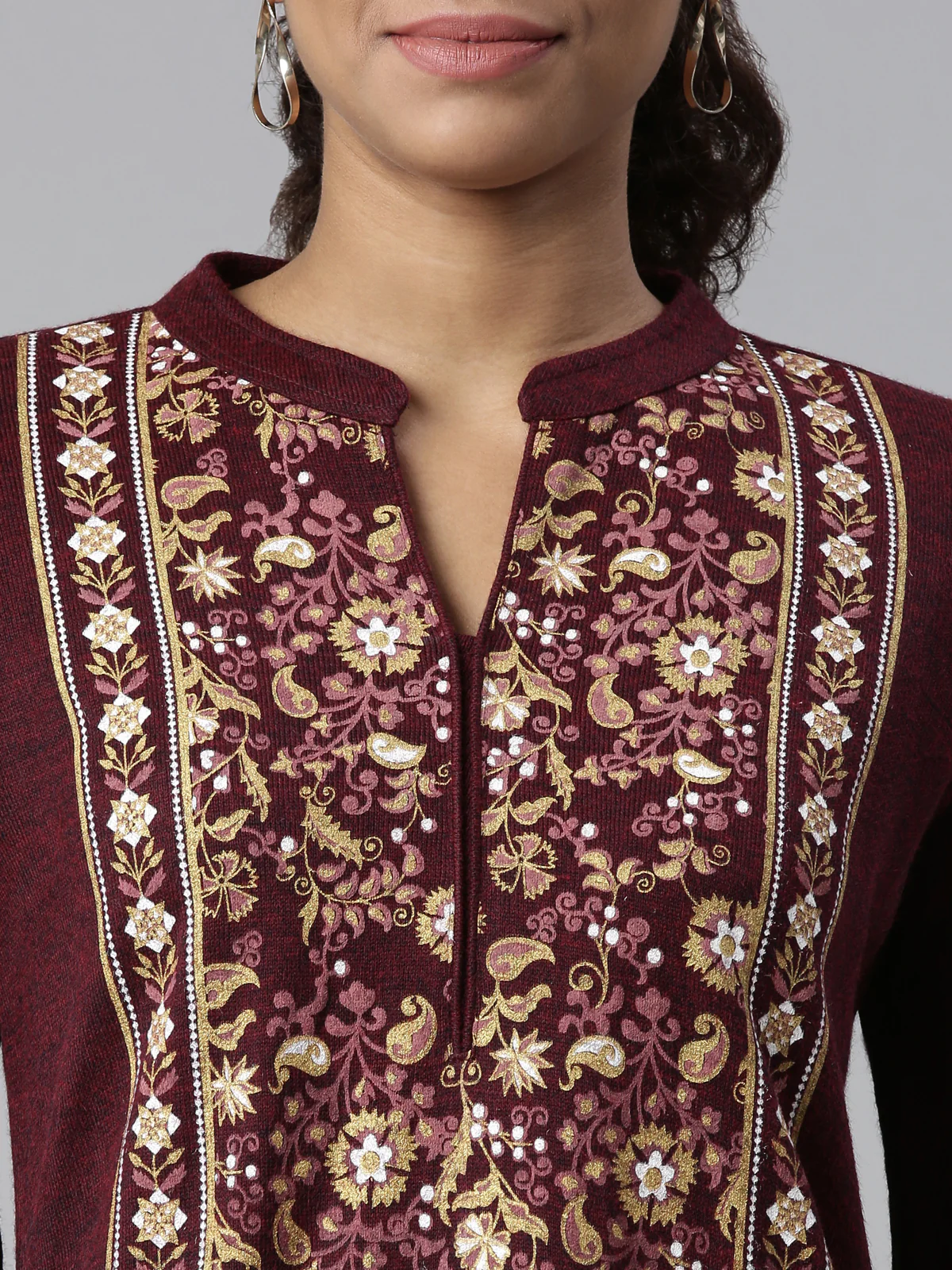 Neerus Winter Wear Magenta Floral Printed Thread Work Acrylic Kurta For Women - Image 4
