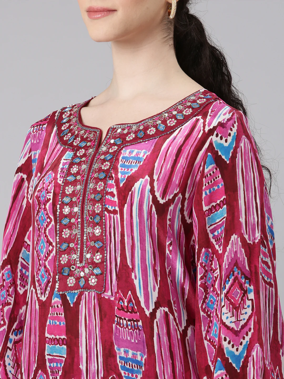 Neerus Women Magenta Straight Kurta and Trousers With Dupatta - Image 4