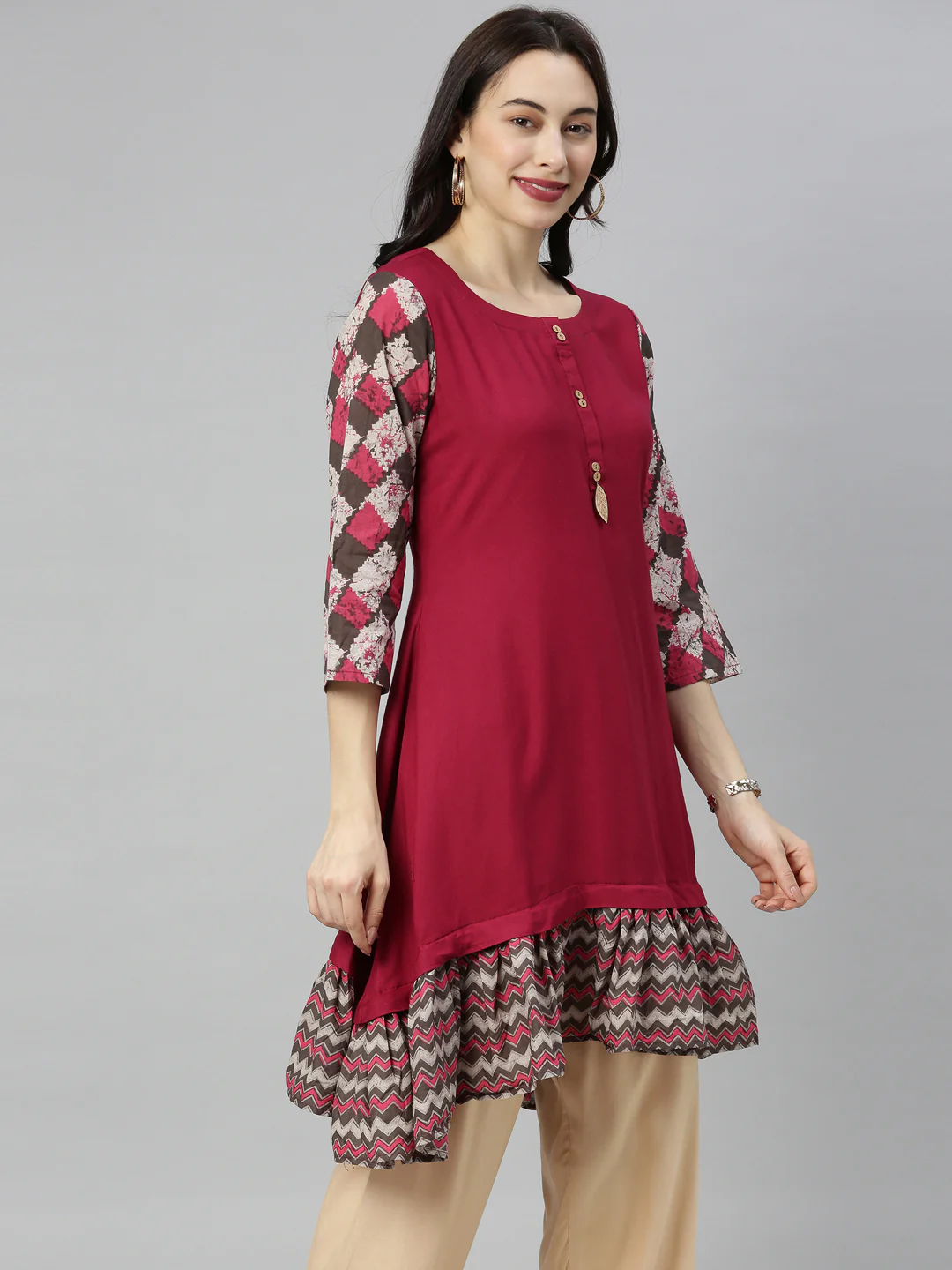 Neerus Women Maroon Flared Sleeves Kurta - Image 5