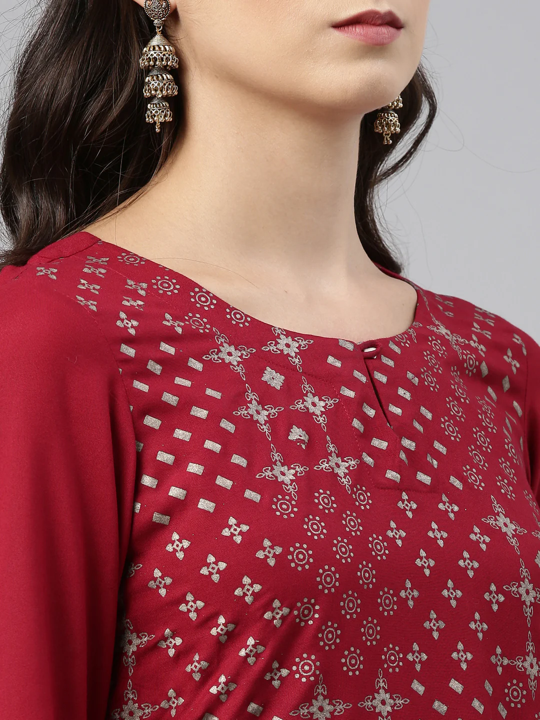 Neerus Women Maroon Geometric Printed Kurta - Image 5