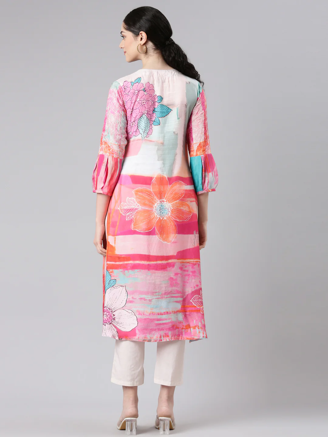 Neerus Women Multi Straight Kurta and Trousers - Image 3