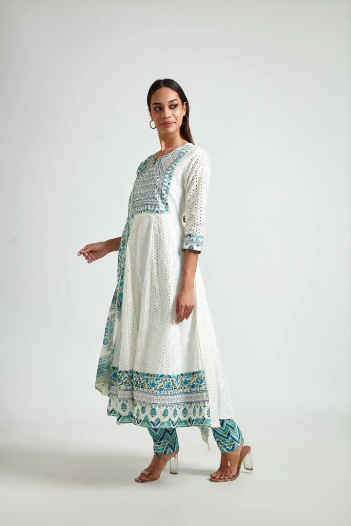 Neerus Women Off White Blue Floral Yoke Design Kurta with Trouser Dupatta - Image 3