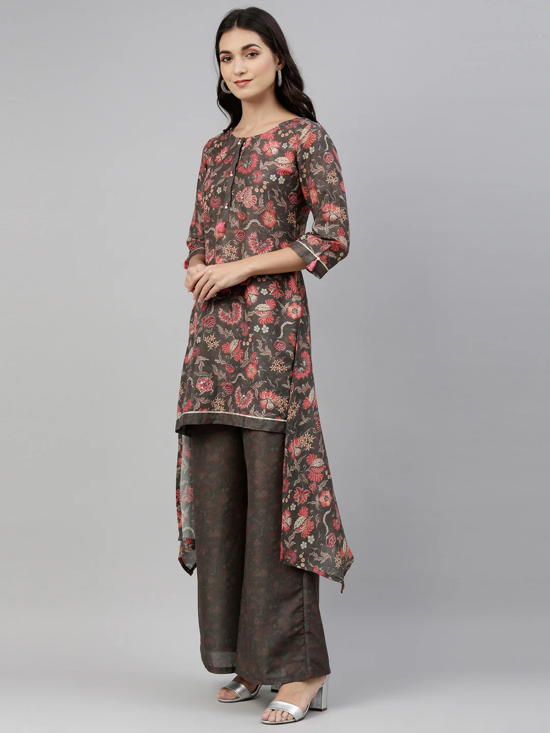 Neerus Women Olive Green Floral Printed Kurta with Sharara - Image 2
